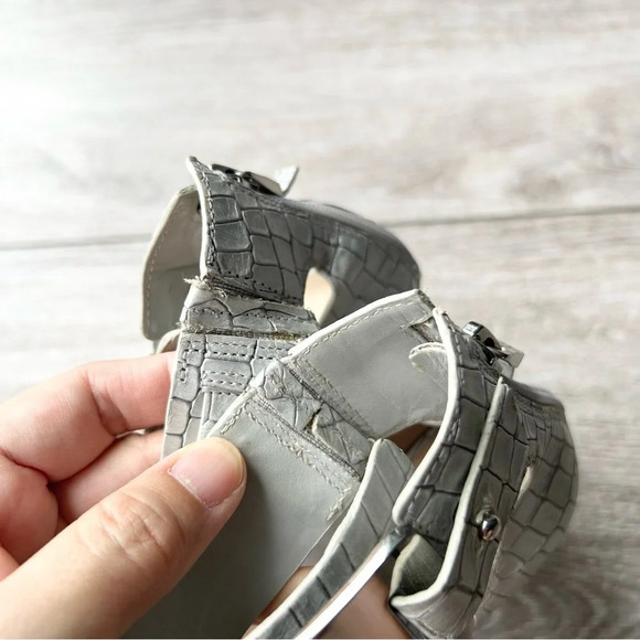 GUESS  by Marciano Silver Croc Print Stiletto Heels All Leather - Picture 7 of 15